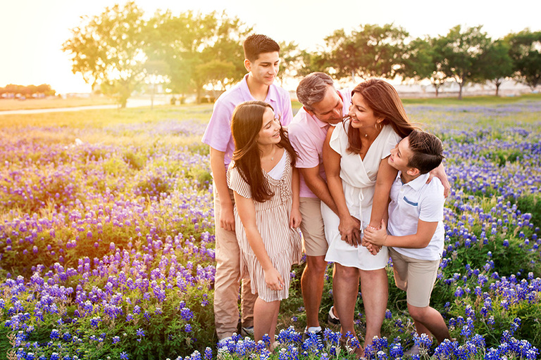 best photographer in plano taking gorgeous family photos