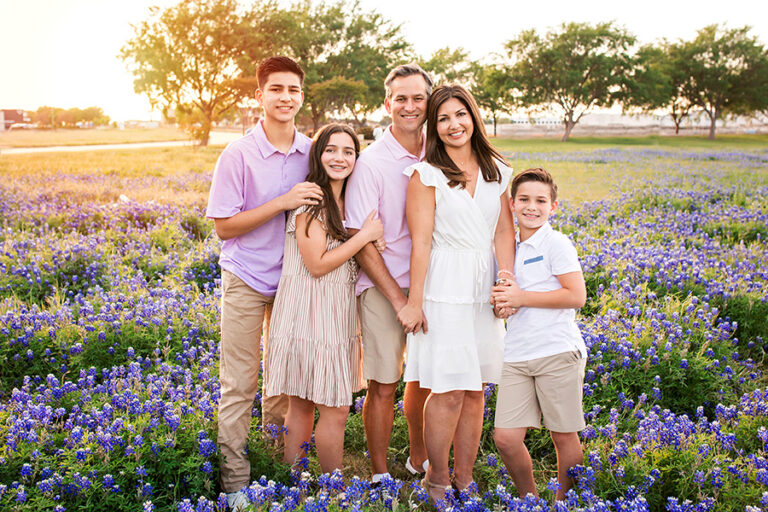 bluebonnet photos dallas of your family for a classic portrait
