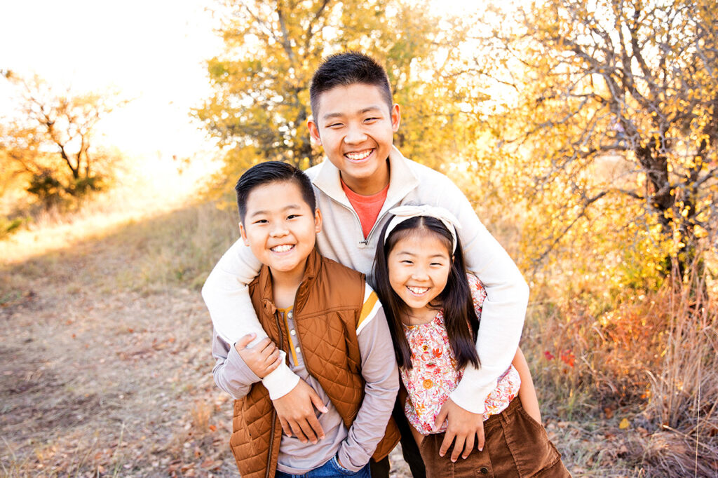 family photo frisco taking cute photos of your kids