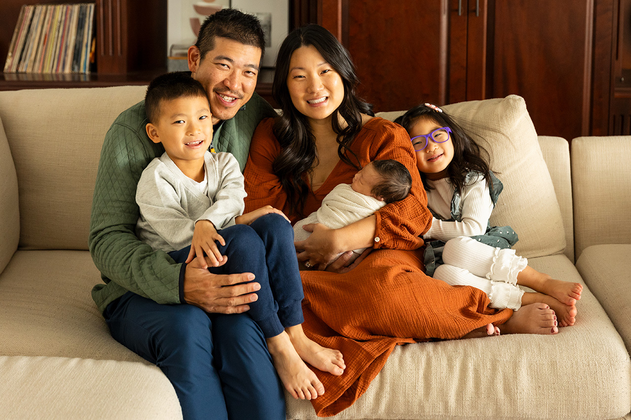 mckinney newborn photographer taking your baby photos in your home