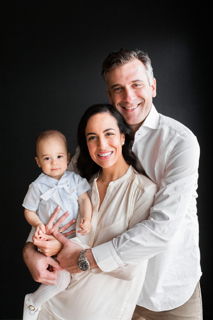 plano baby photographer shooting indoors in a studio