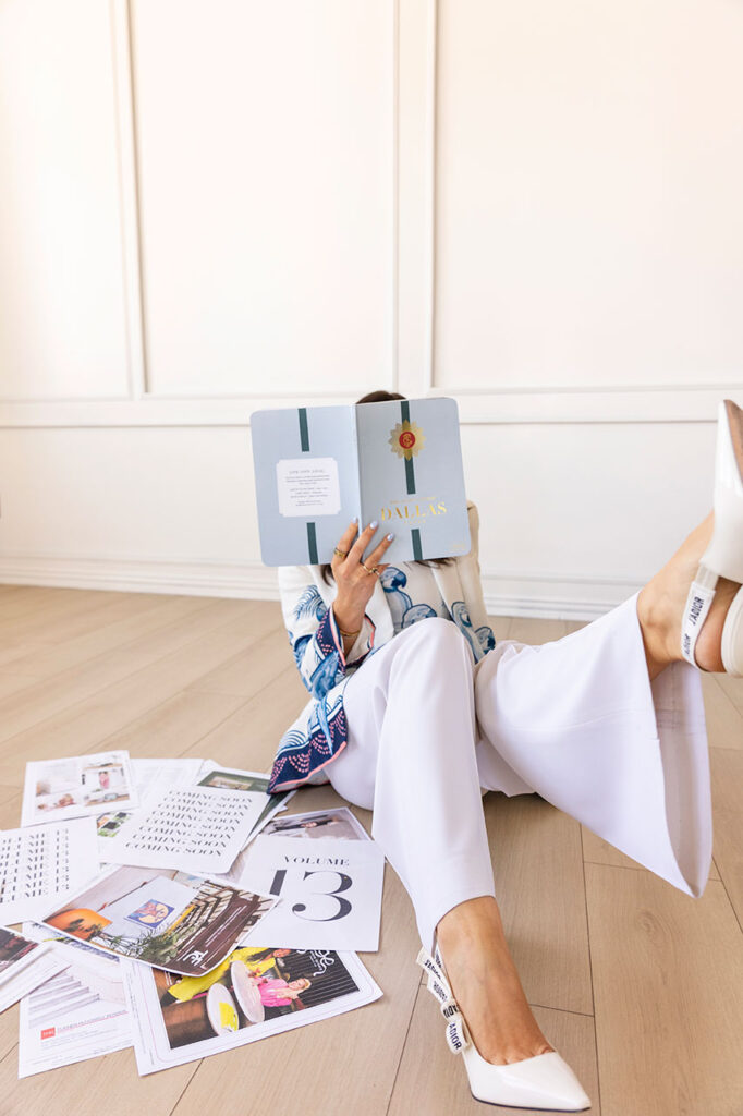 dallas brand photographer taking fun poses for your instagram