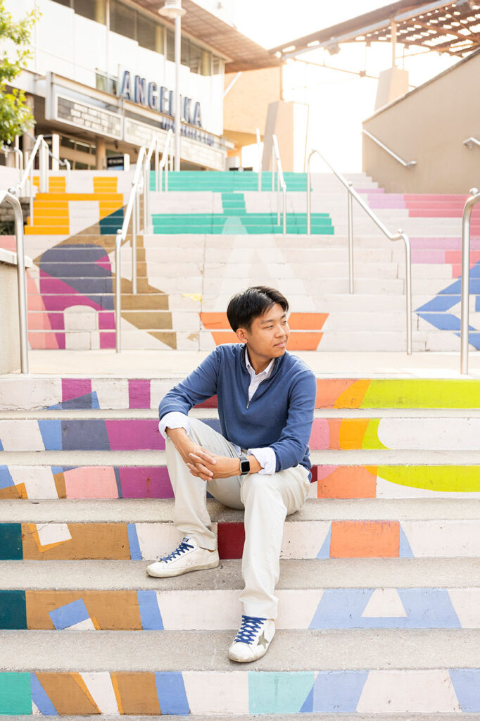 dallas senior pictures on a staircase with color