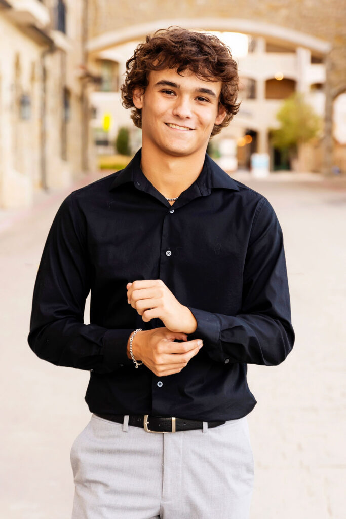 senior photos at the adriatica